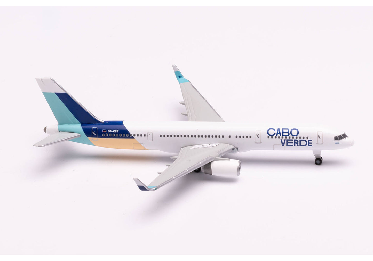 1/500 Cabo Verde Airlines Boeing 757-200 Island of Sal colors D4-CCF "Praia de Santa Maria"