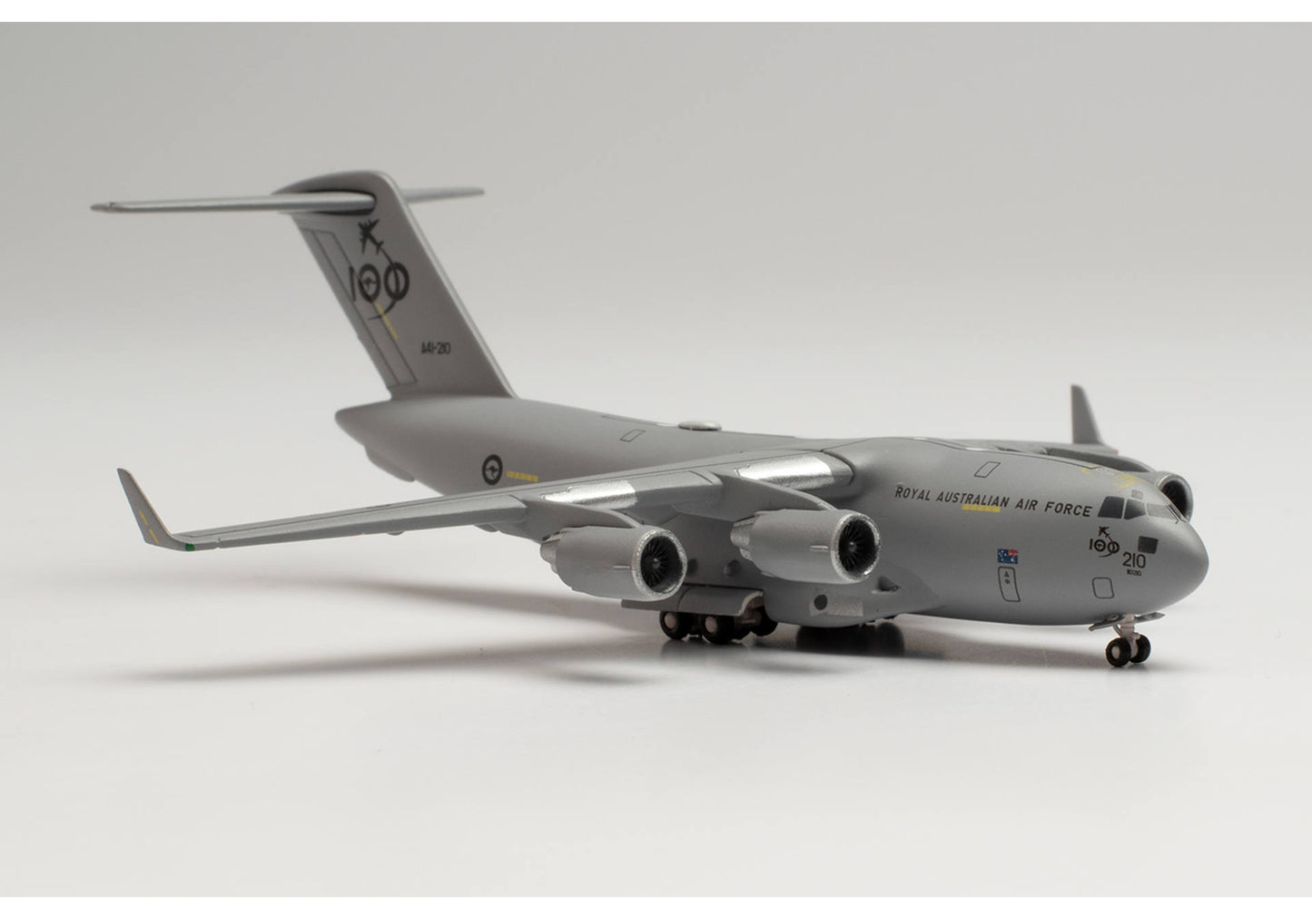1/500 Royal Australian Air Force Boeing C-17A Globemaster III No 36 Squadron RAAF Amberley "RAAF 100" A41-210