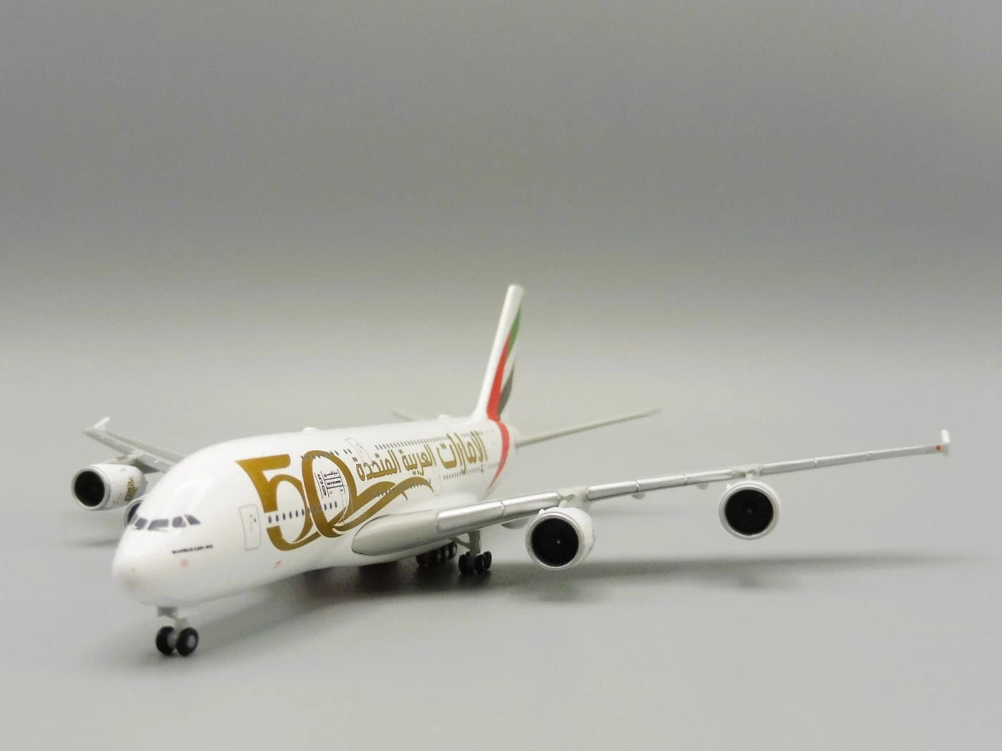 1/500 SAS Scandinavian Airlines Boeing 737-700 SE-RJX "Vagn Viking"