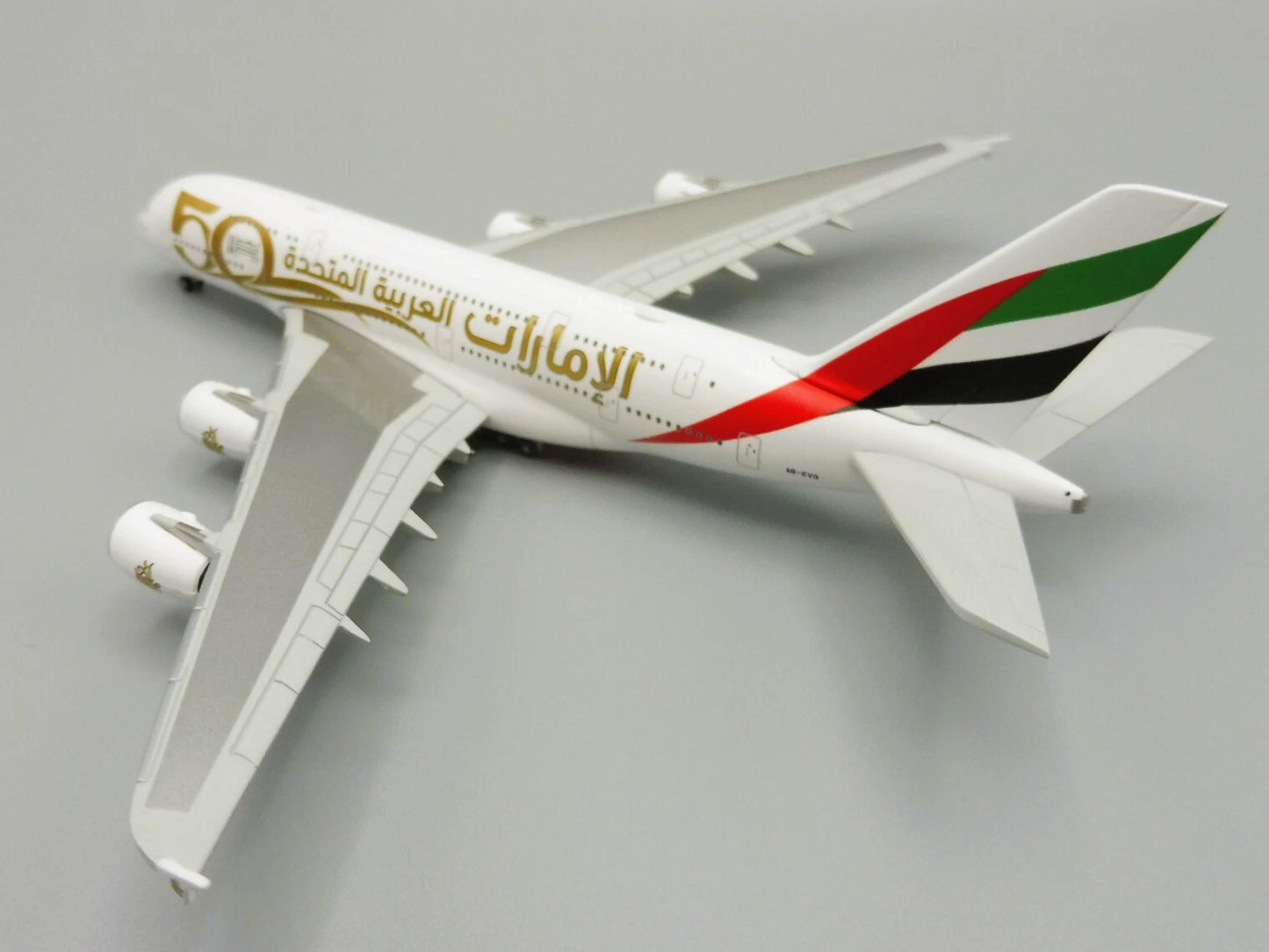 1/500 SAS Scandinavian Airlines Boeing 737-700 SE-RJX "Vagn Viking"