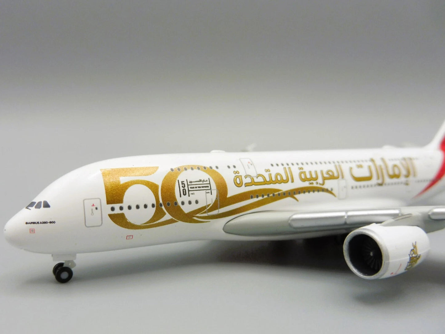 1/500 SAS Scandinavian Airlines Boeing 737-700 SE-RJX "Vagn Viking"