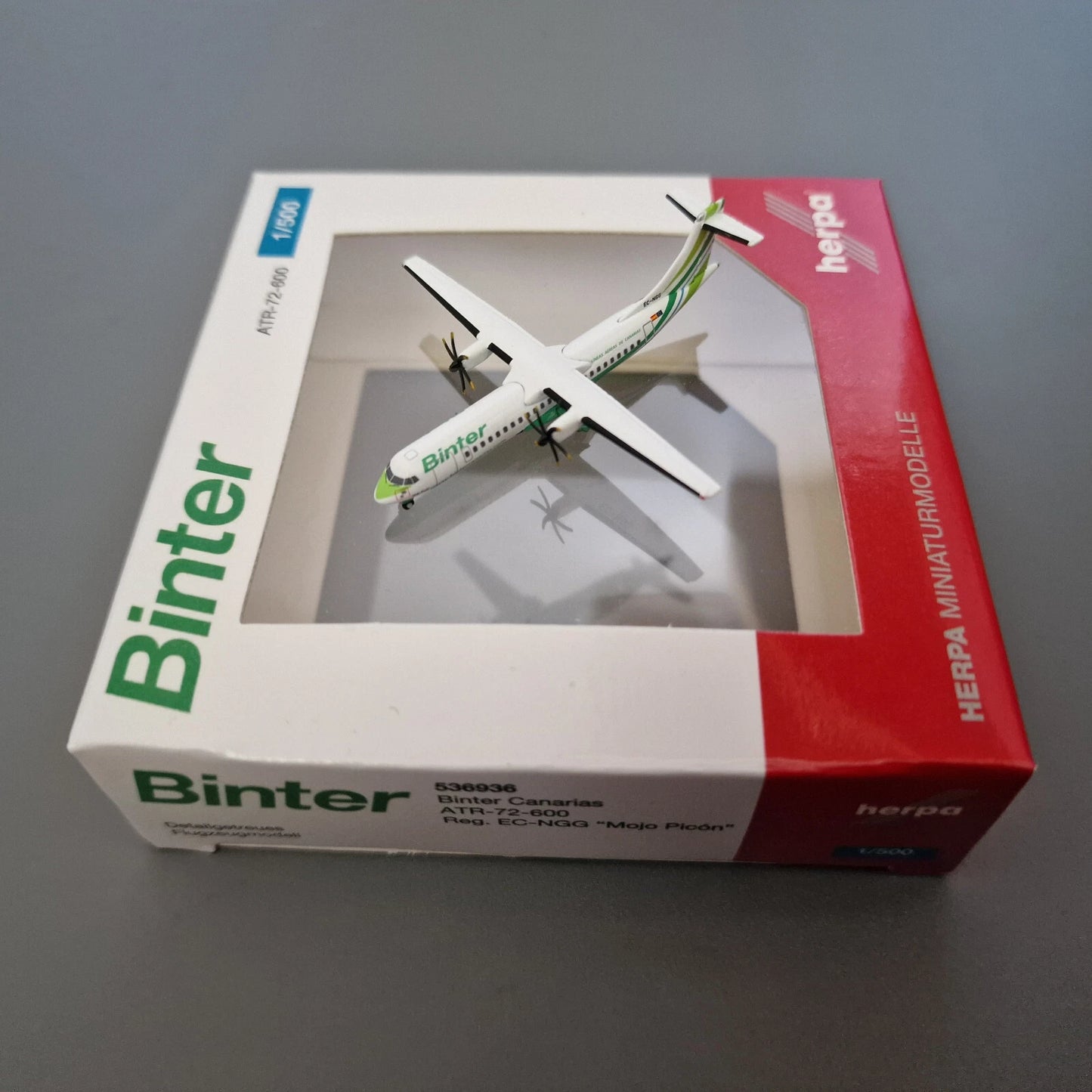 1/500 Binter Canarias ATR-72-600 EC-NGG "Mojo Picón"