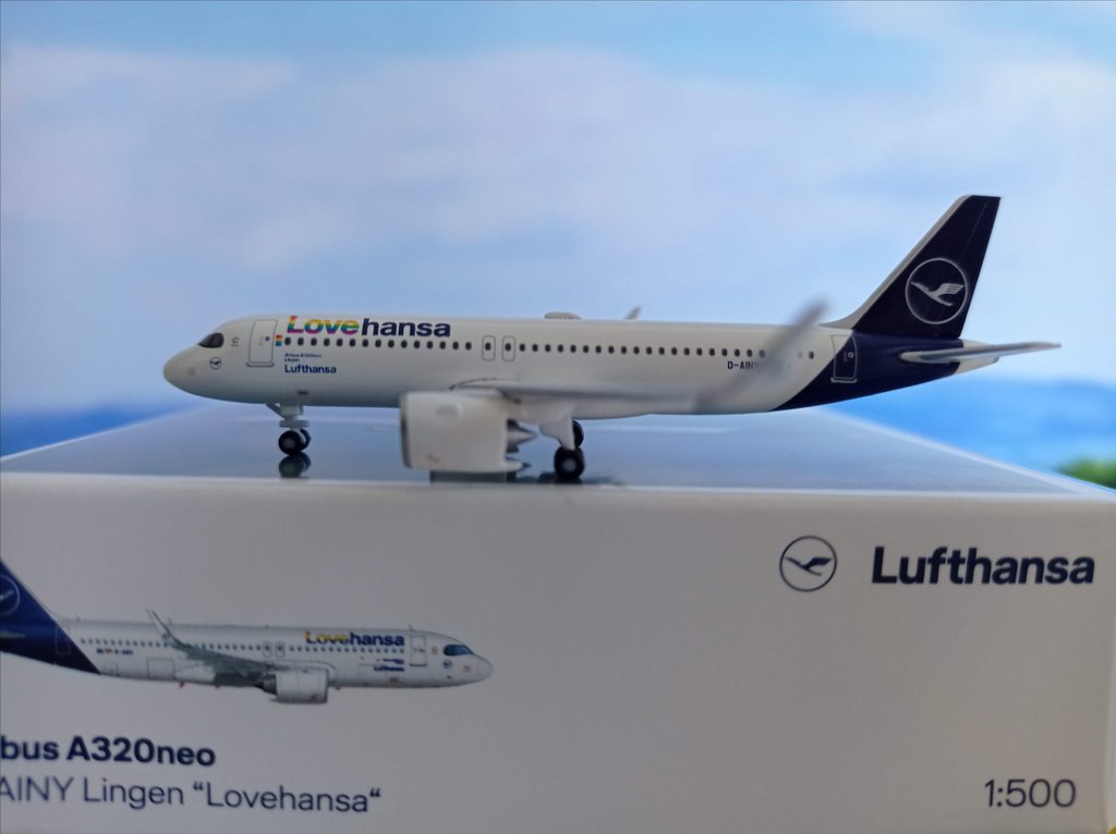 1/500 Lufthansa Airbus A320neo "Lovehansa" D-AINY "Lingen"