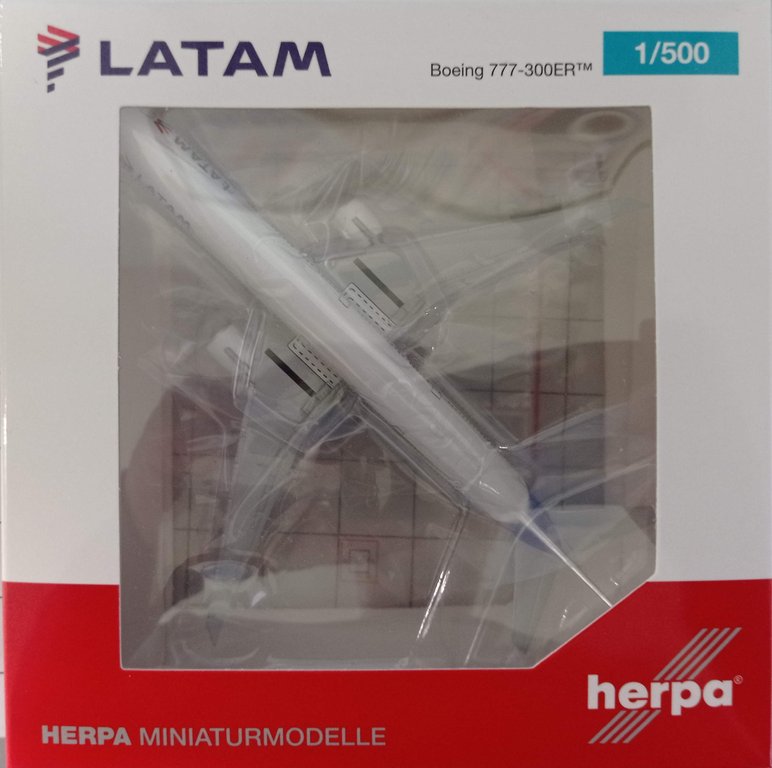 1/500 LATAM Airlines Brasil Boeing 777-300ER PT-MUF