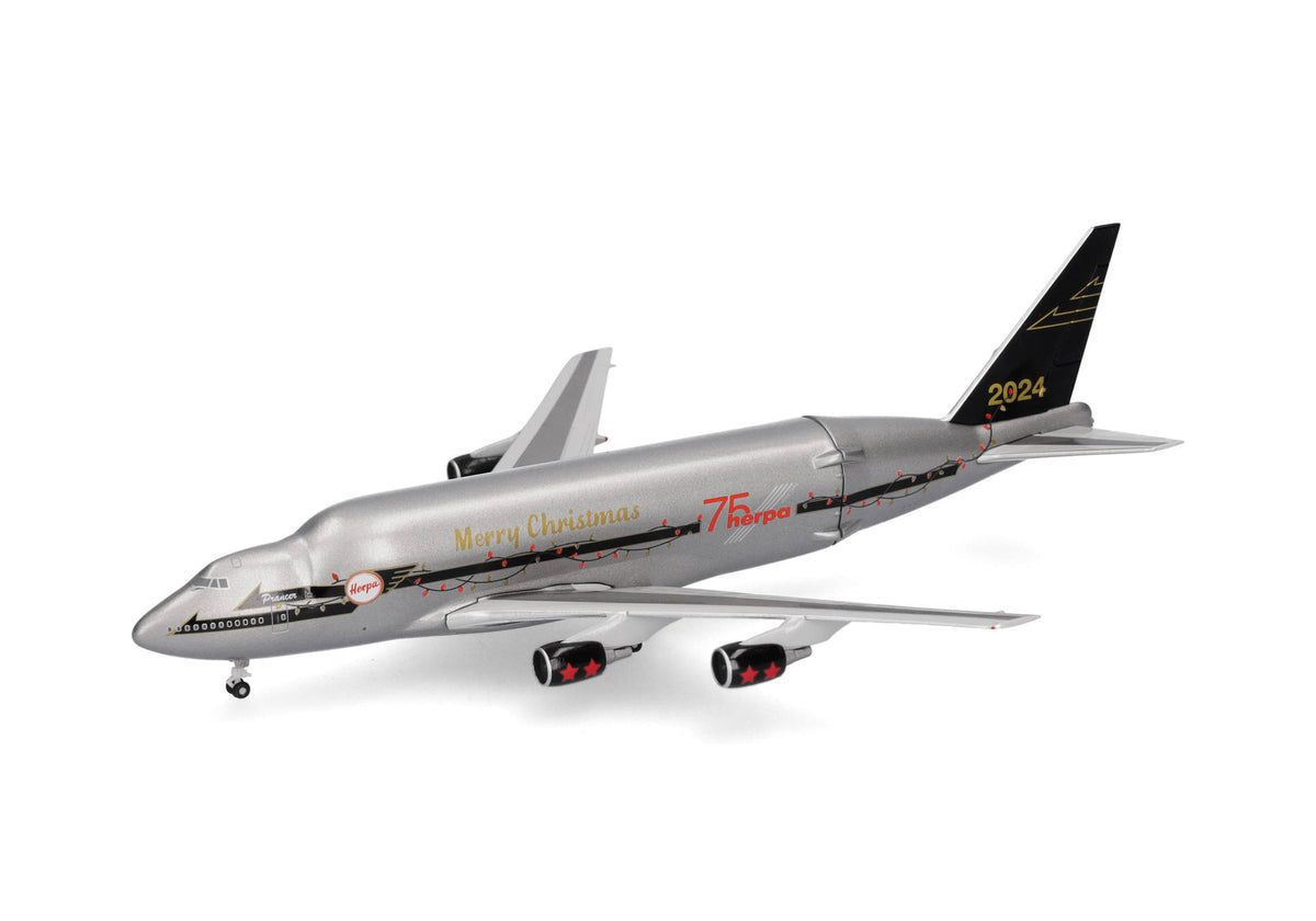 1/500 Christmas 2024 Boeing 747LCF Dreamlifter "Prancer"