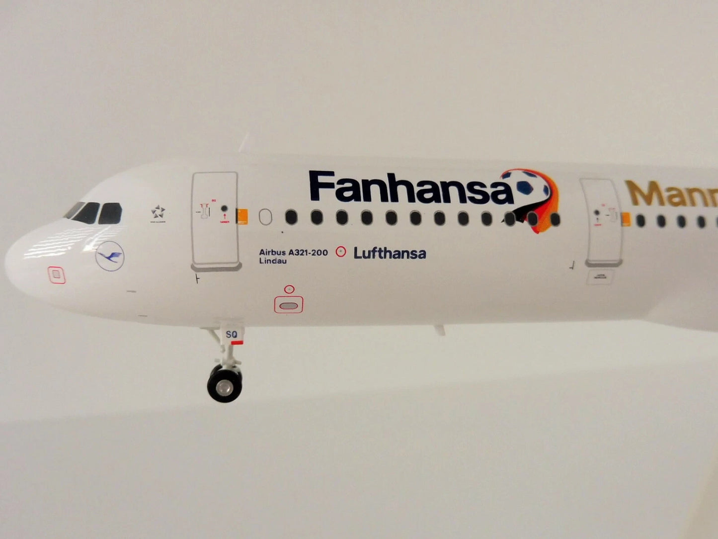 1/200 Lufthansa Airbus A321 "Fanhansa Team Plane" D-AISQ Lindau