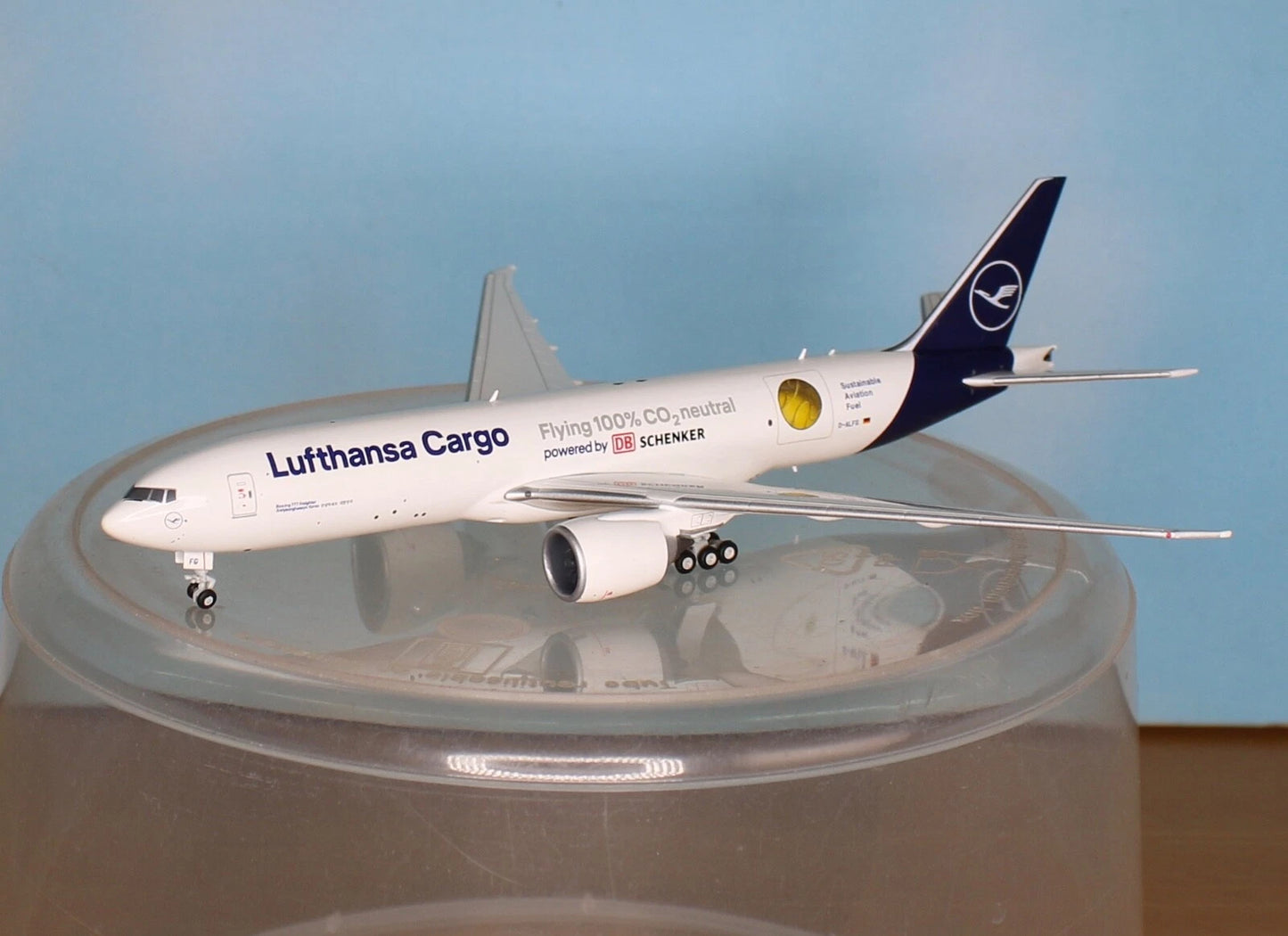 1/400 Lufthansa Cargo Boeing 777F "Sustainable Fuel Powered by DB Schenker" D-ALFG "Annyeonghaseyo Korea"