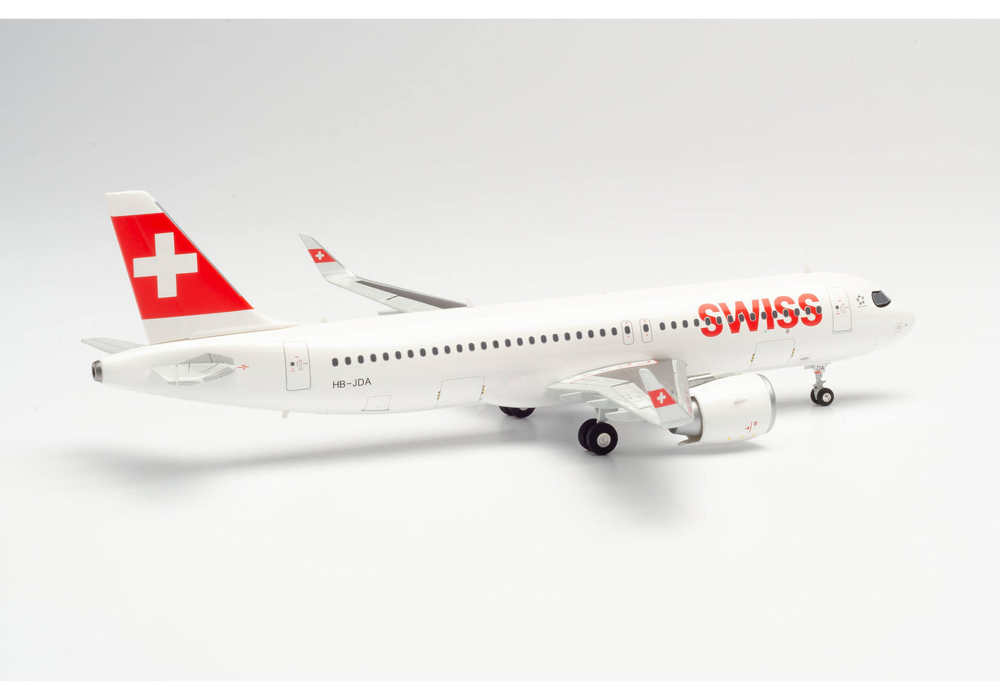1/200 Swiss International Air Lines Airbus A320neo HB-JDA "Engelberg"