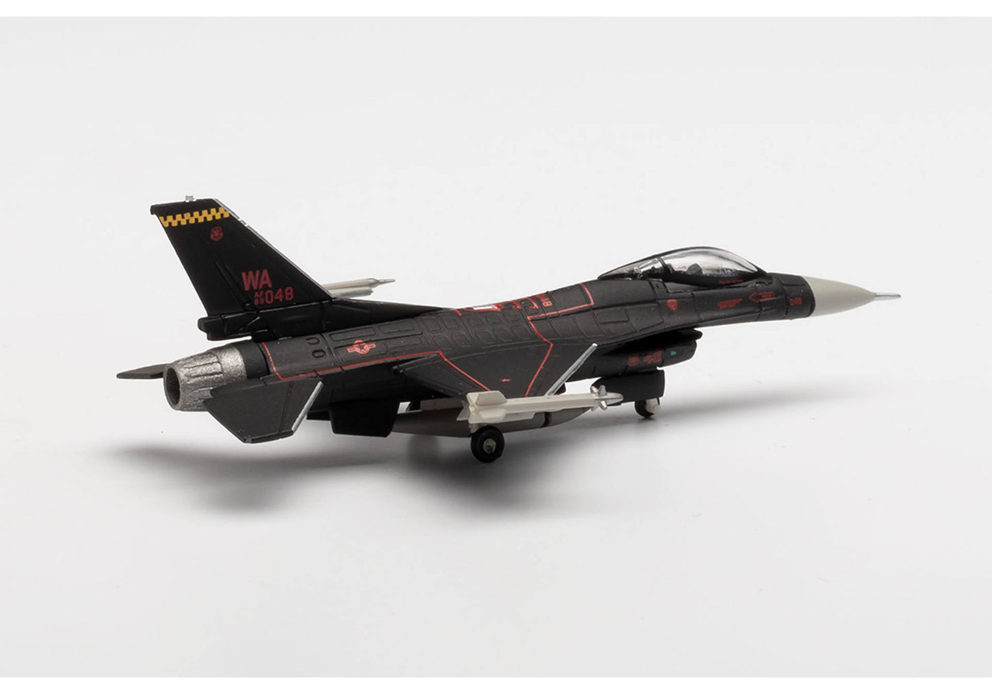1/200 U.S. Air Force Lockheed Martin F-16C Fighting Falcon 64th Aggressor Squadron Nellis Air Base "Wraith" 89-2048