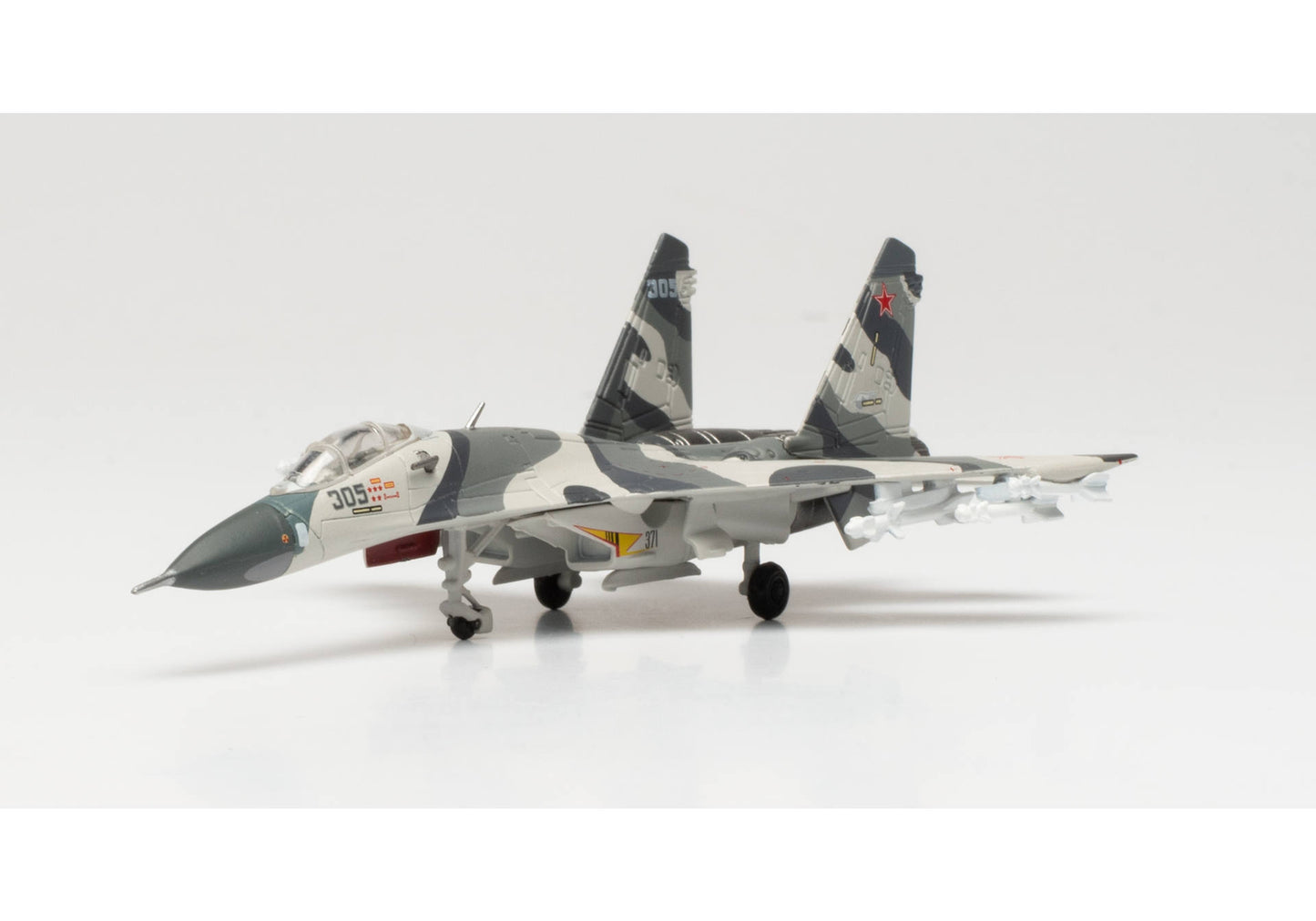 1/200 Sukhoi SU-27SM Demonstrator 305 Black