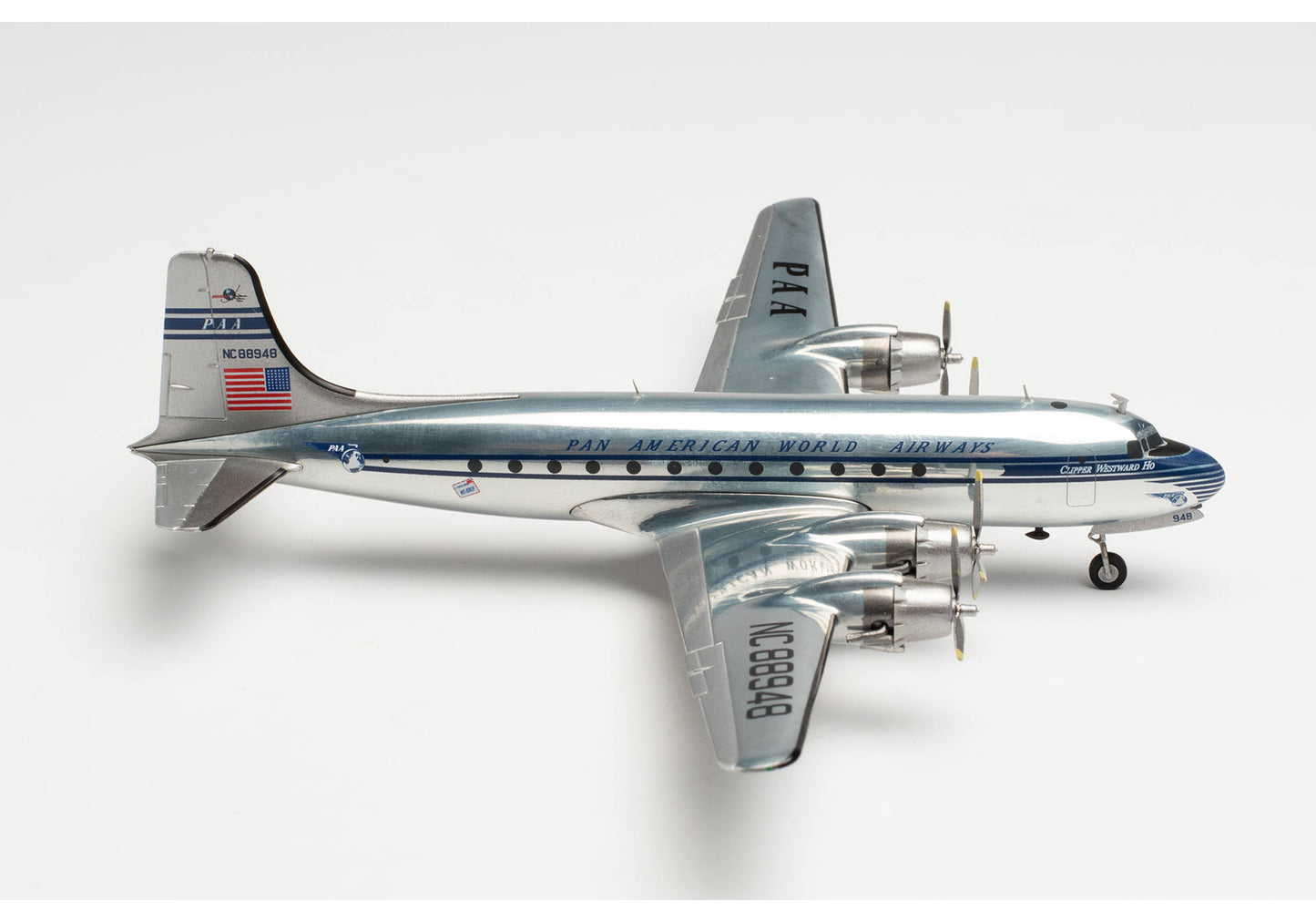 1/200 Pan American World Airways Douglas DC-4 NC88948 "Clipper Westward Ho"
