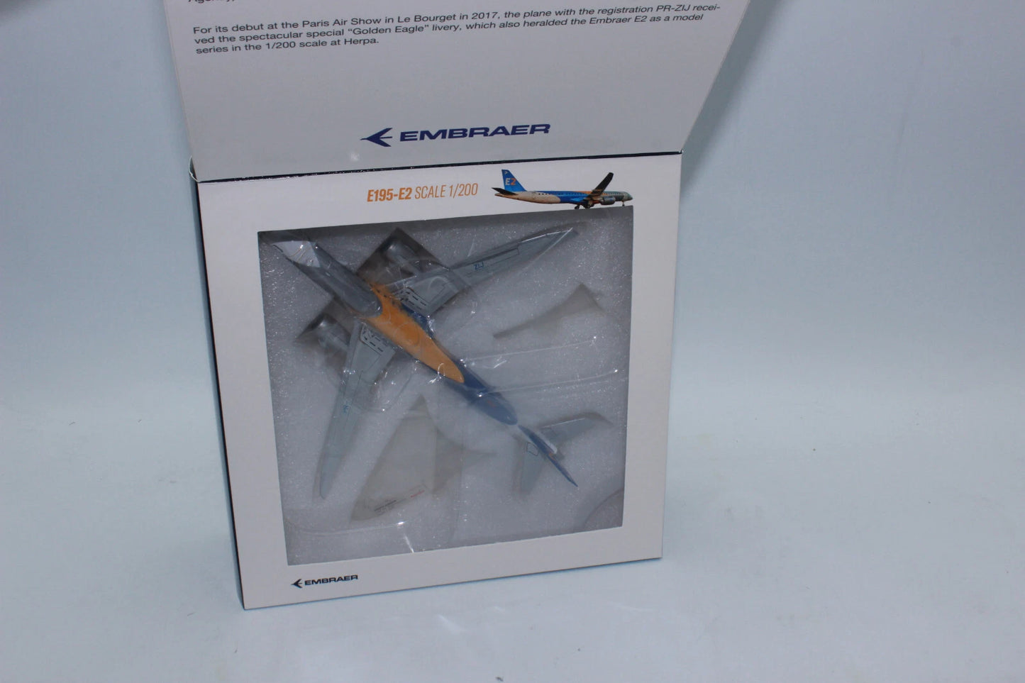 1/200 Embraer E195-E2 "Profit Hunter Golden Eagle" PR-ZIJ