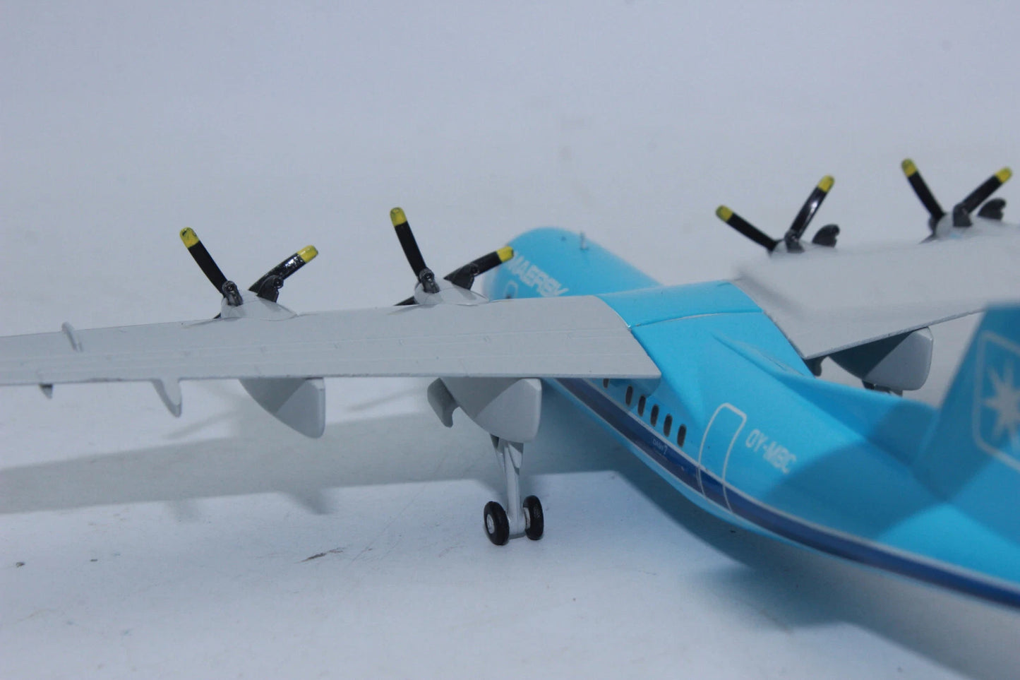 1/200 Maersk Air De Havilland Canada DHC-7 OY-MBC