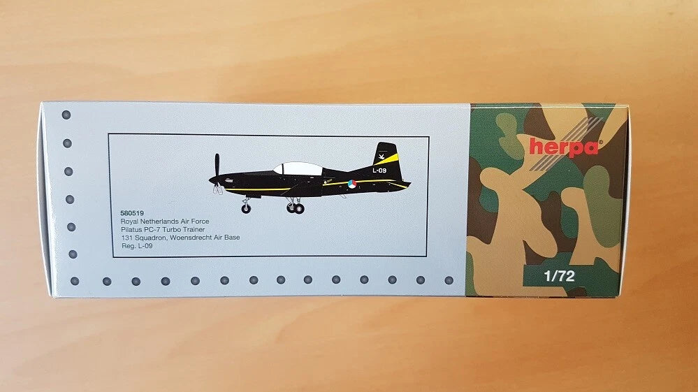 1/72 Royal Netherlands Air Force 131 Sqd Pilatus PC 7 Turbo Trainer L-09