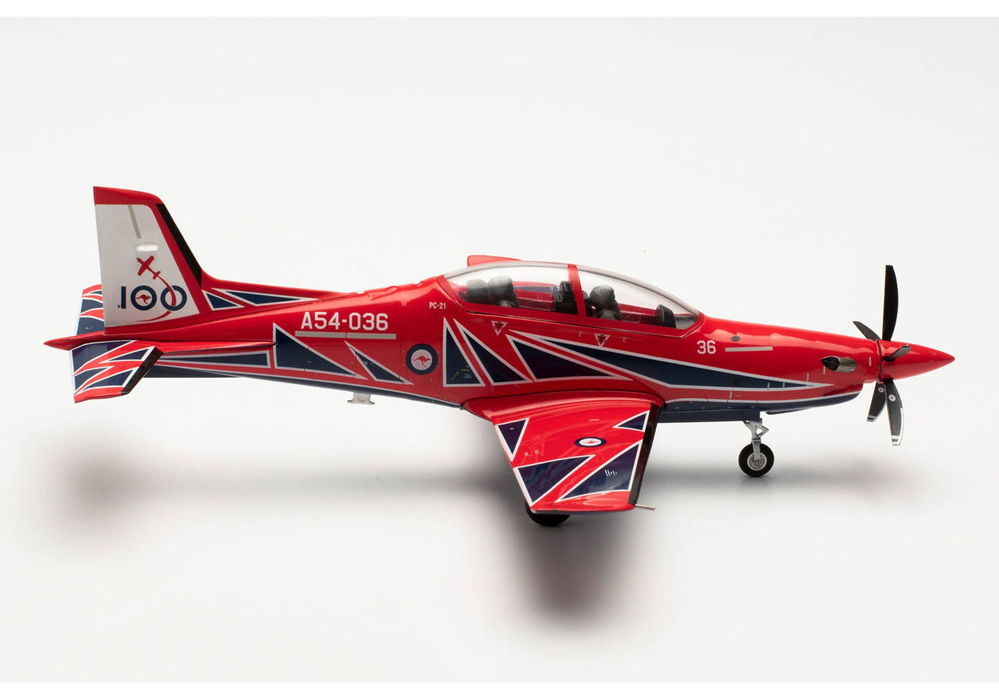 1/72 Royal Australian Air Force Pilatus PC-21 Roulettes Aerobatic Team "RAAF 100"A54-036