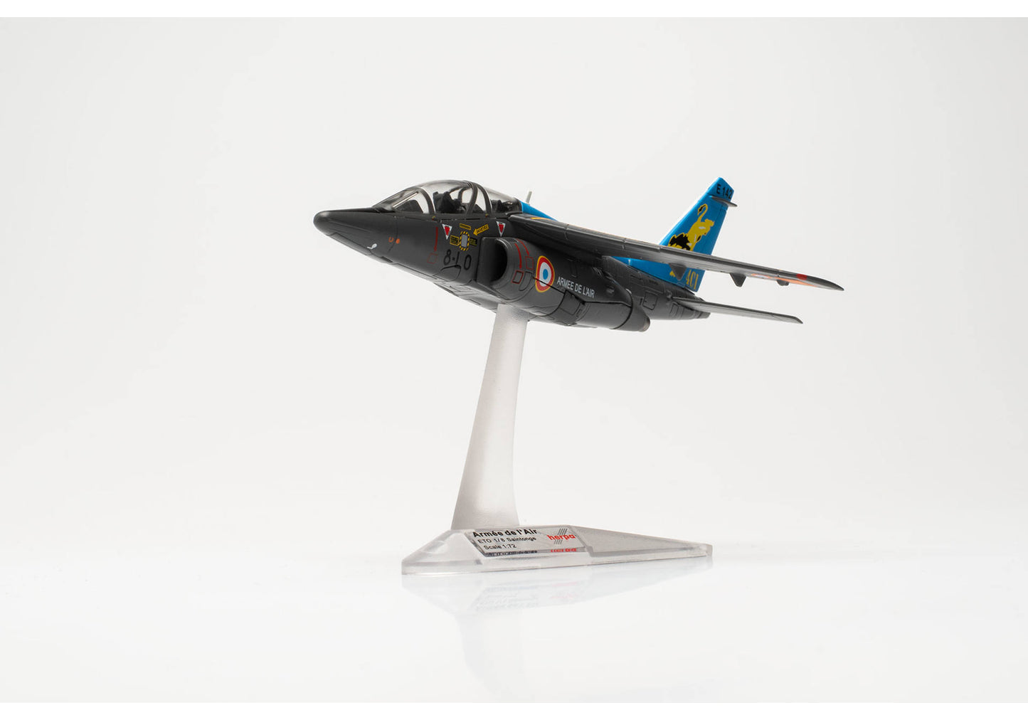 1/72 French Air Force Alpha Jet E ETO 01.008 (Escadron de Transition Opérationnelle) BA 120 Cazaux E142 / 8-LO