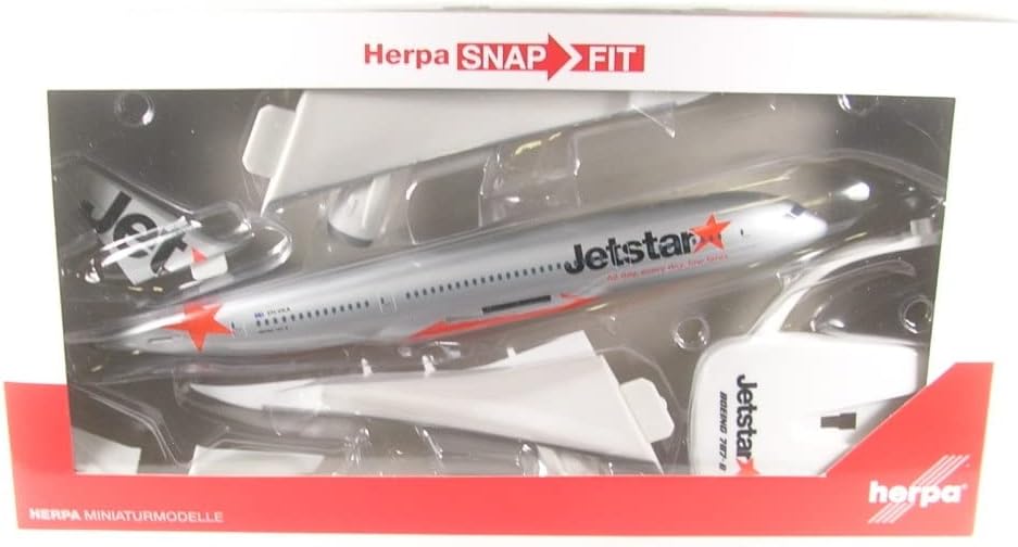 1/200 SNAP FIT JetStar Airlines Boeing787-8 Dreamliner VH-VKA