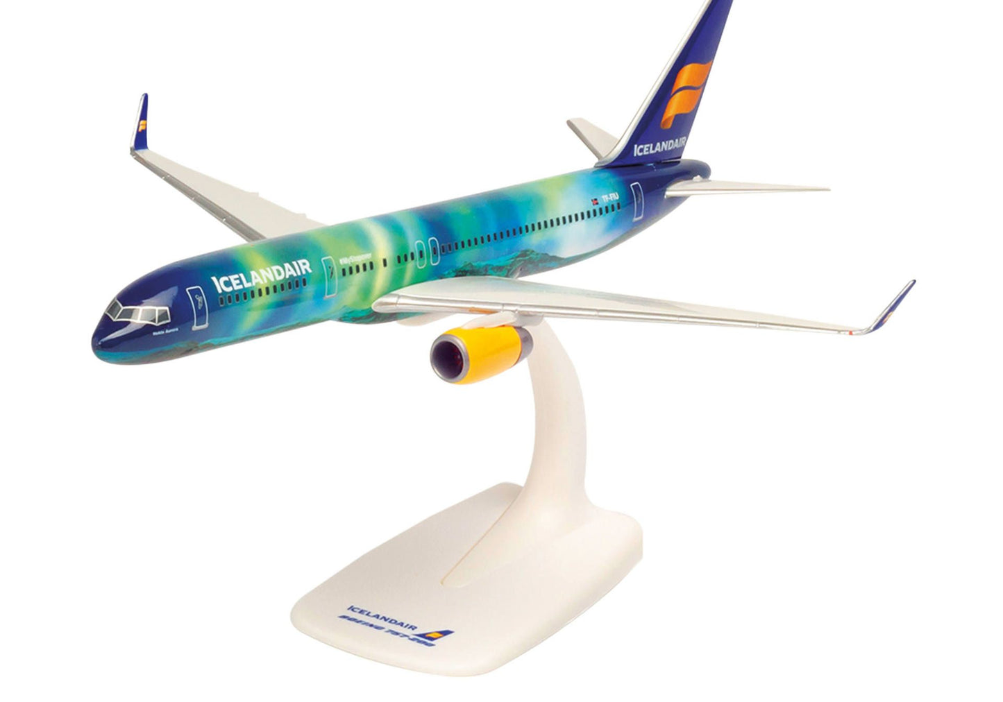 1/200 SNAP FIT Icelandair Boeing 757-200 TF-FIU