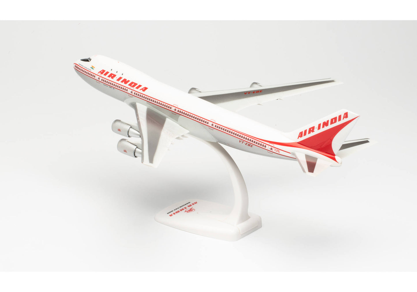 1/250 SNAP FIT Air India Boeing 747-200 VT-EBE "Emperor Shahjehan"