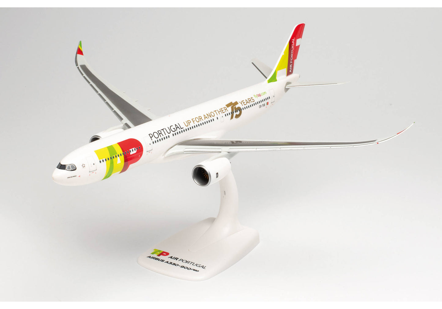 1/200 SNAP FIT TAP Air Portugal Airbus A330-900neo "75 Years" CS-TUD
