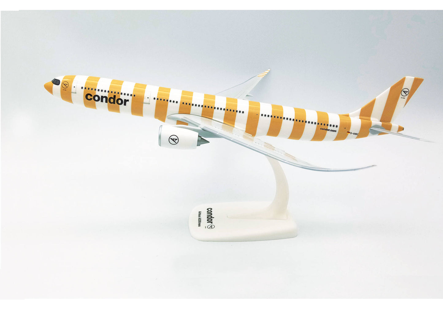 1/200 SNAP FIT Condor Airbus A330-900neo "Beach" New 2022 Colors D-ANRC
