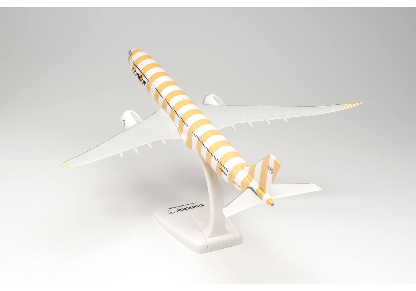 1/200 SNAP FIT Condor Airbus A330-900neo "Beach" New 2022 Colors D-ANRC