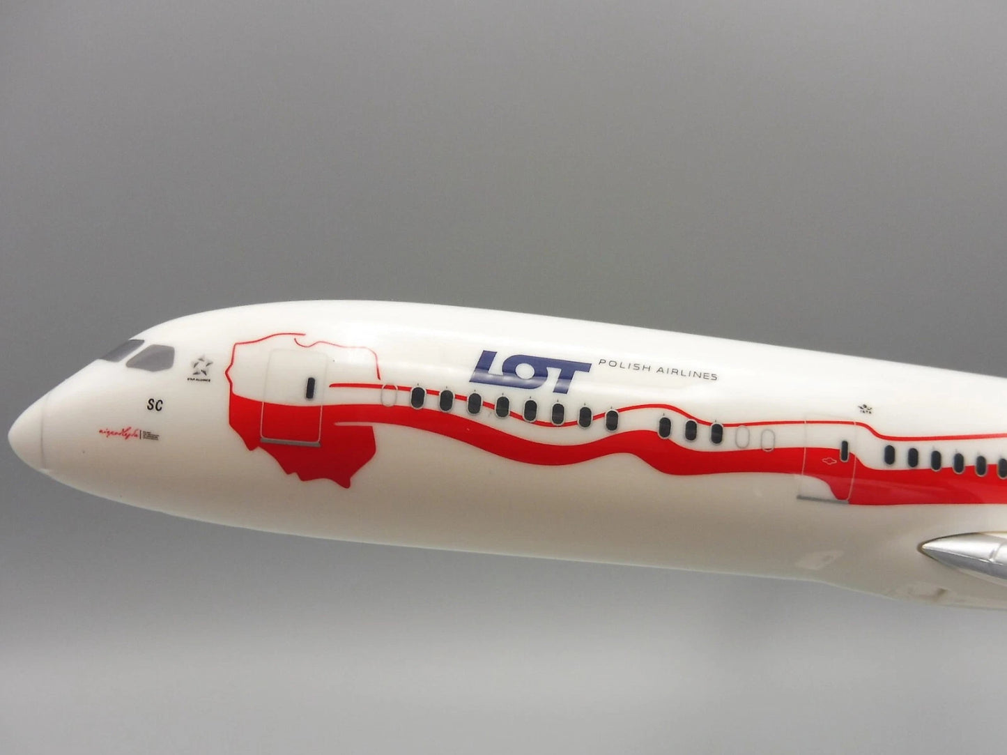 1/200 SNAP FIT LOT Polish Airlines Boeing 787-9 "Proud of Poland's Independence" SP-LSC