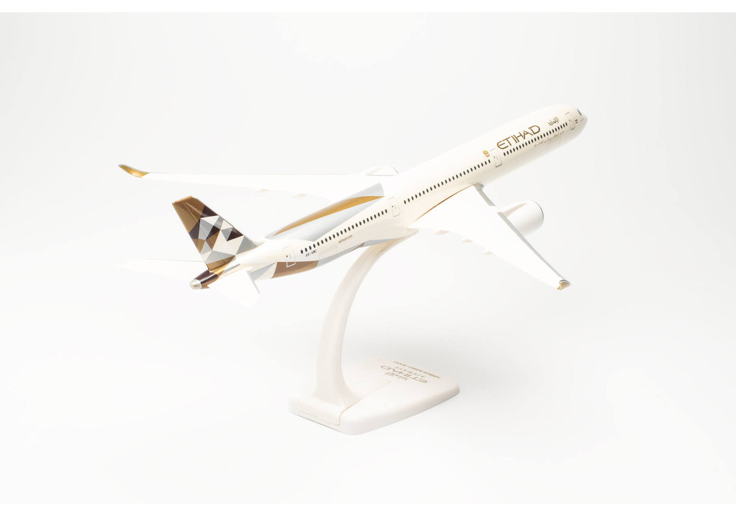 1/200 SNAP FIT Etihad Airways Airbus A350-1000 A6-XWC