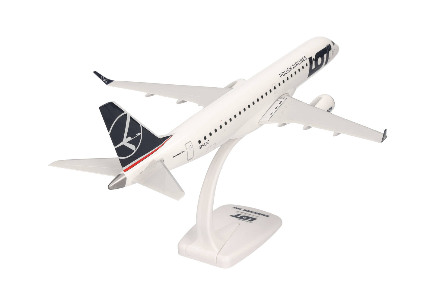 1/100 SNAP FIT LOT Polish Airlines Embraer E195 SP-LND