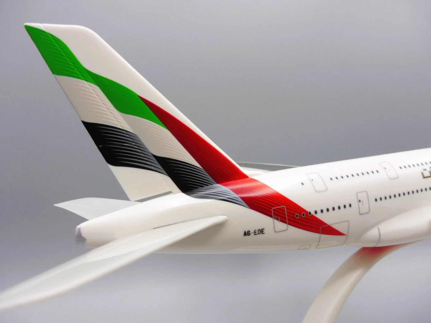 1/250 SNAP FIT Emirates Airbus A380 New 2023 Colors A6-EOE
