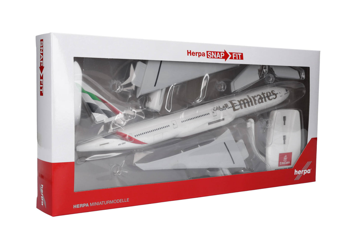 1/200 SNAP FIT Emirates Boeing 777-300ER New 2023 Colors A6-ENV