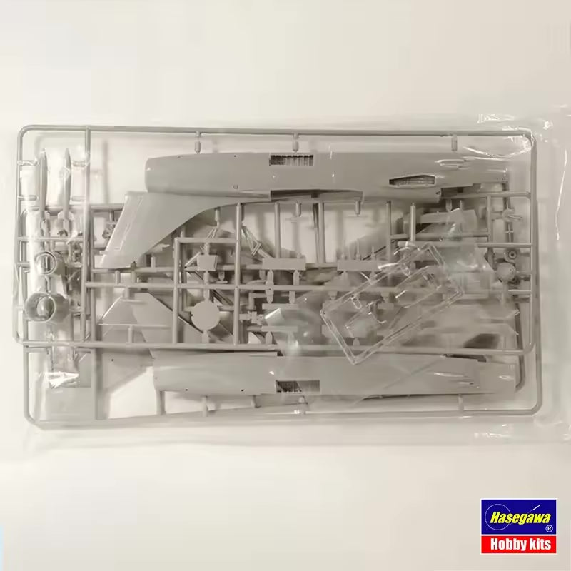 1/72 F-8E CRUSADER