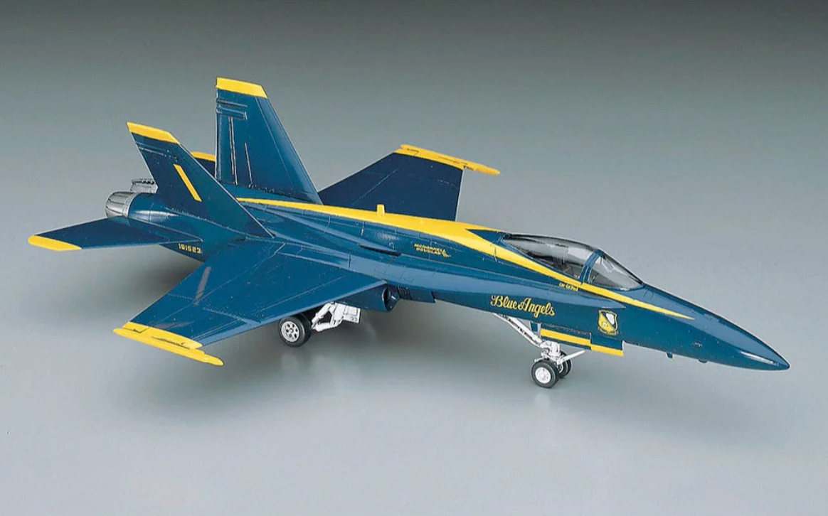 1/72 BLUE ANGELS F/A-18A HORNET (U.S. Navy Flight Demonstration Squadron)
