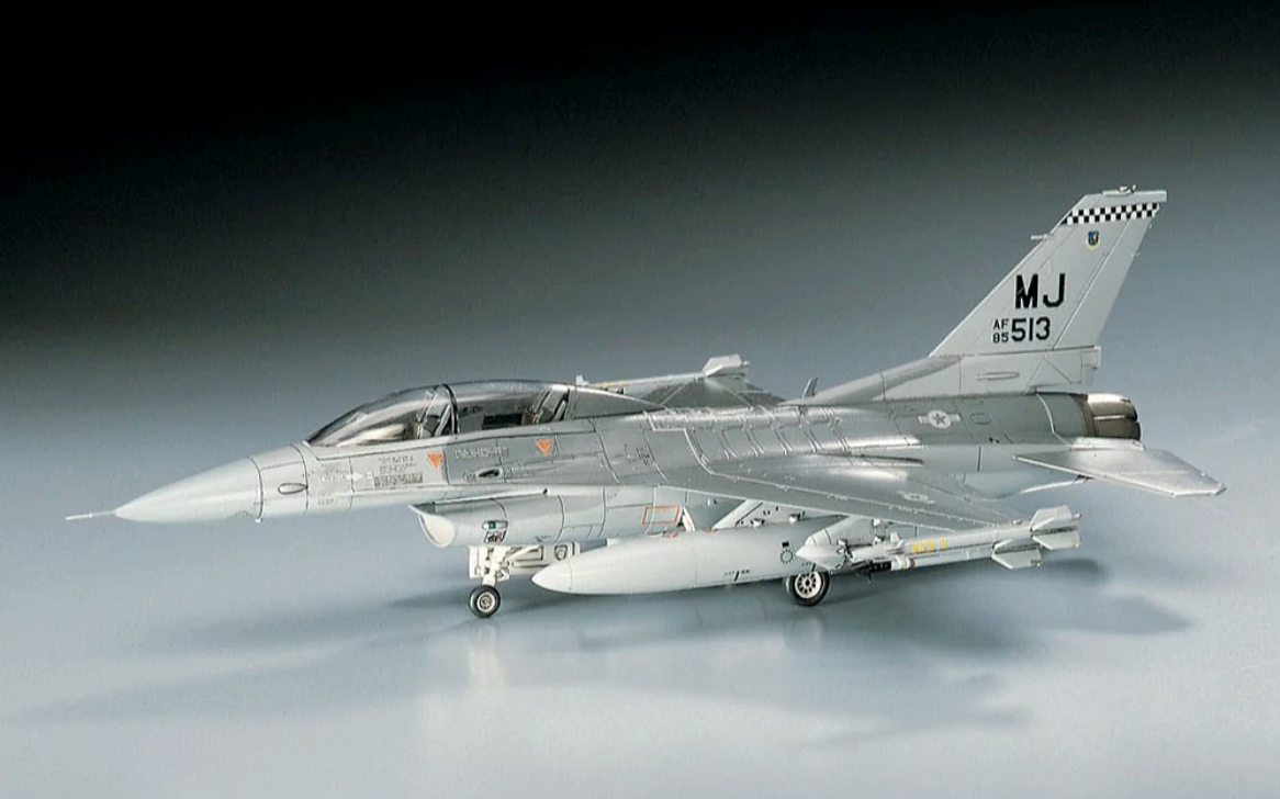 1/72 F-16D FIGHTING FALCON