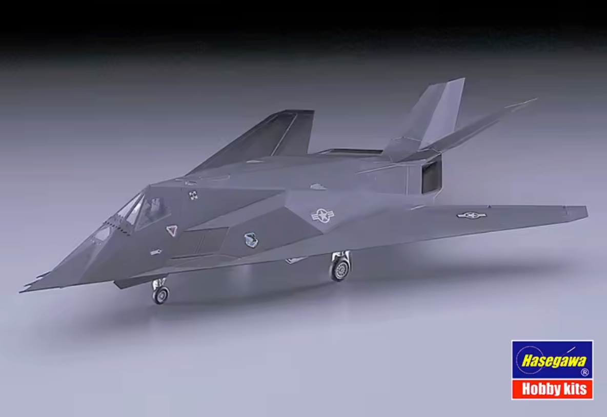 1/72 F-117A NIGHTHAWK (U.S Air Force Stealth Fighter/Attacker)