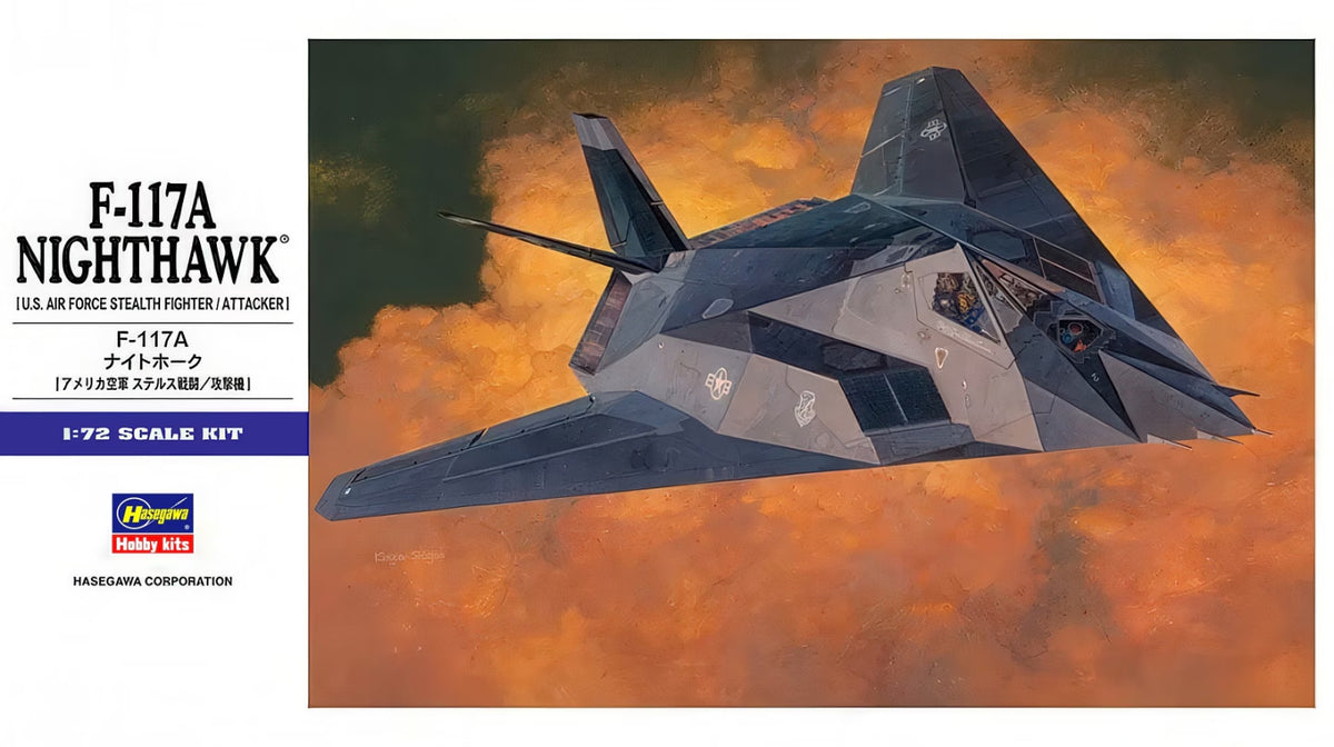 1/72 F-117A NIGHTHAWK (U.S Air Force Stealth Fighter/Attacker)