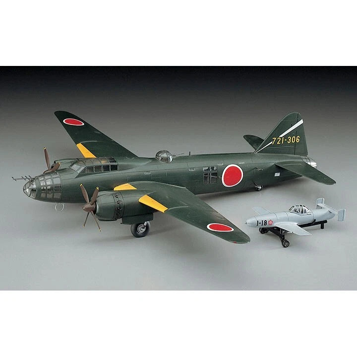 1/72 Mitsubishi G4M2E Type 1 Attack Bomber (Betty) Model 24 Tei w/ MXY7 Ohka Model 11