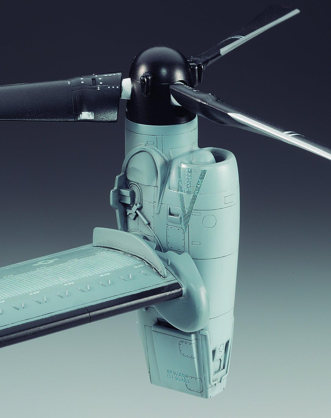 1/72 MV-22B OSPREY (U.S.M.C. Tiltrotor Transport)