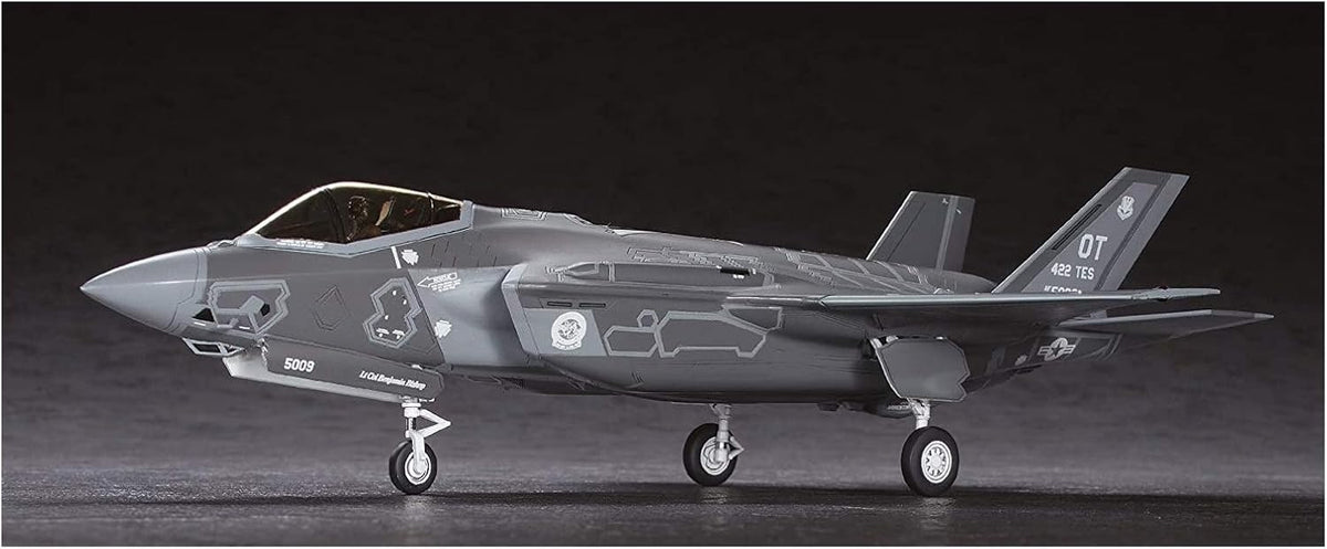 1/72 F-35A LIGHTNING II with RAAF Decals (U.S. Air Force Tactical Fighter)
