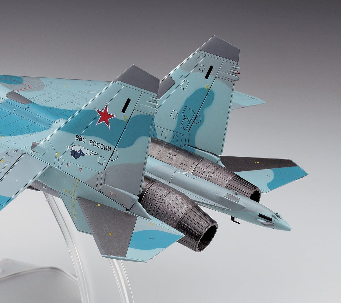 1/72 Su-35S FLANKER (Russian Air Force Multi-Role Fighter)