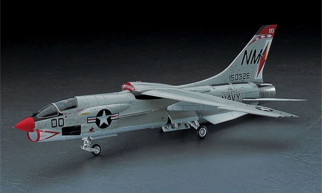 1/48 F-8E CRUSADER (U.S. Navy/M.C. Carrier-Borne Fighter)