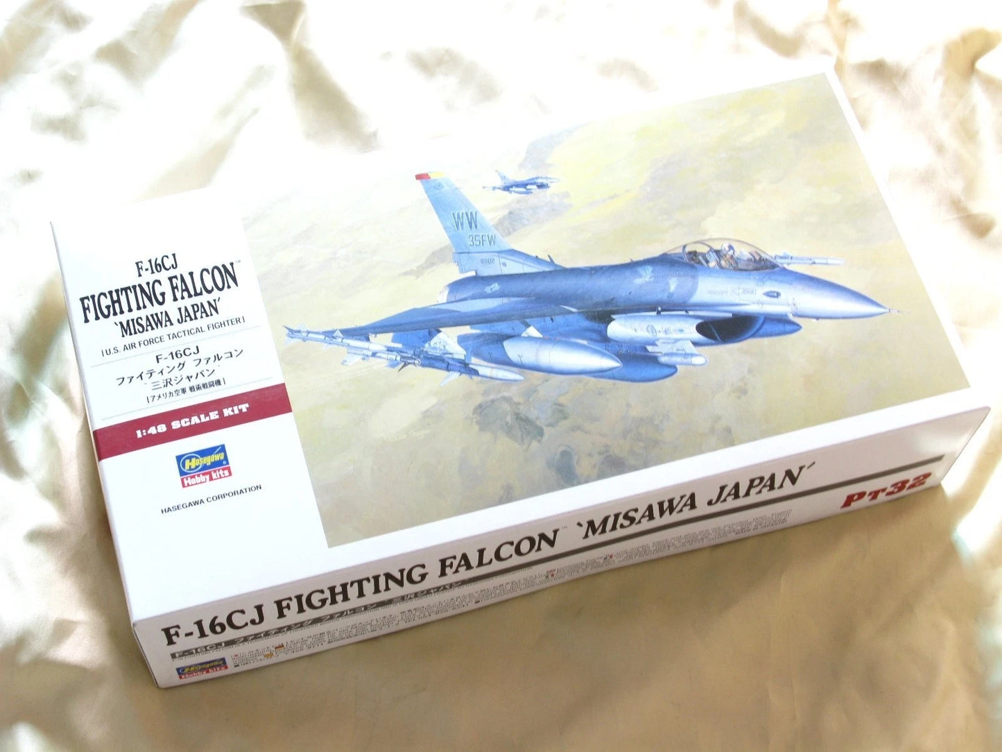1/48 F-16CJ FIGHTING FALCON "MISAWA JAPAN"
