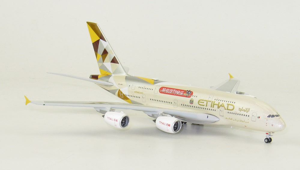 1/200 Etihad A6-APF A380-800