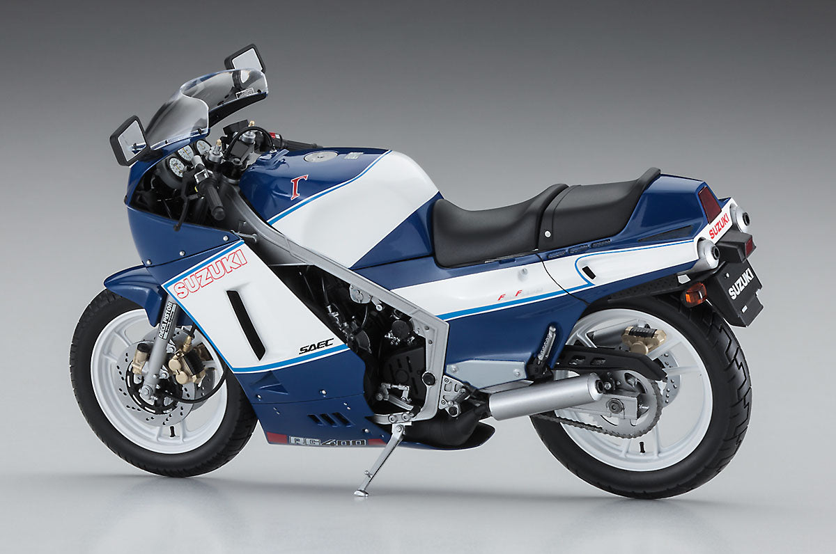 1/12 SUZUKI RG400Γ LATE VERSION BLUE/WHITE COLOR with Under Cowl