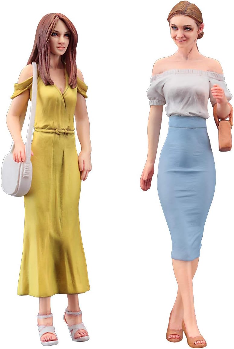 1/24 HOLLYWOOD CELEBRITY GIRLS FIGURE 2Kits