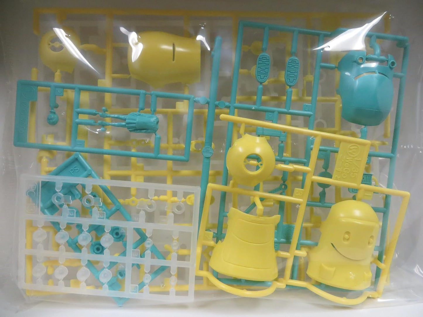 1/35 MechatroWeGo No.19 Ghost See Through & Poncho 2Kits