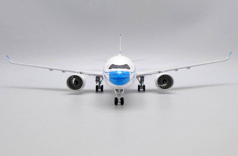 1/200 Garuda Indonesia Airbus A330900neo PKGHG Ayo Pakai Masker