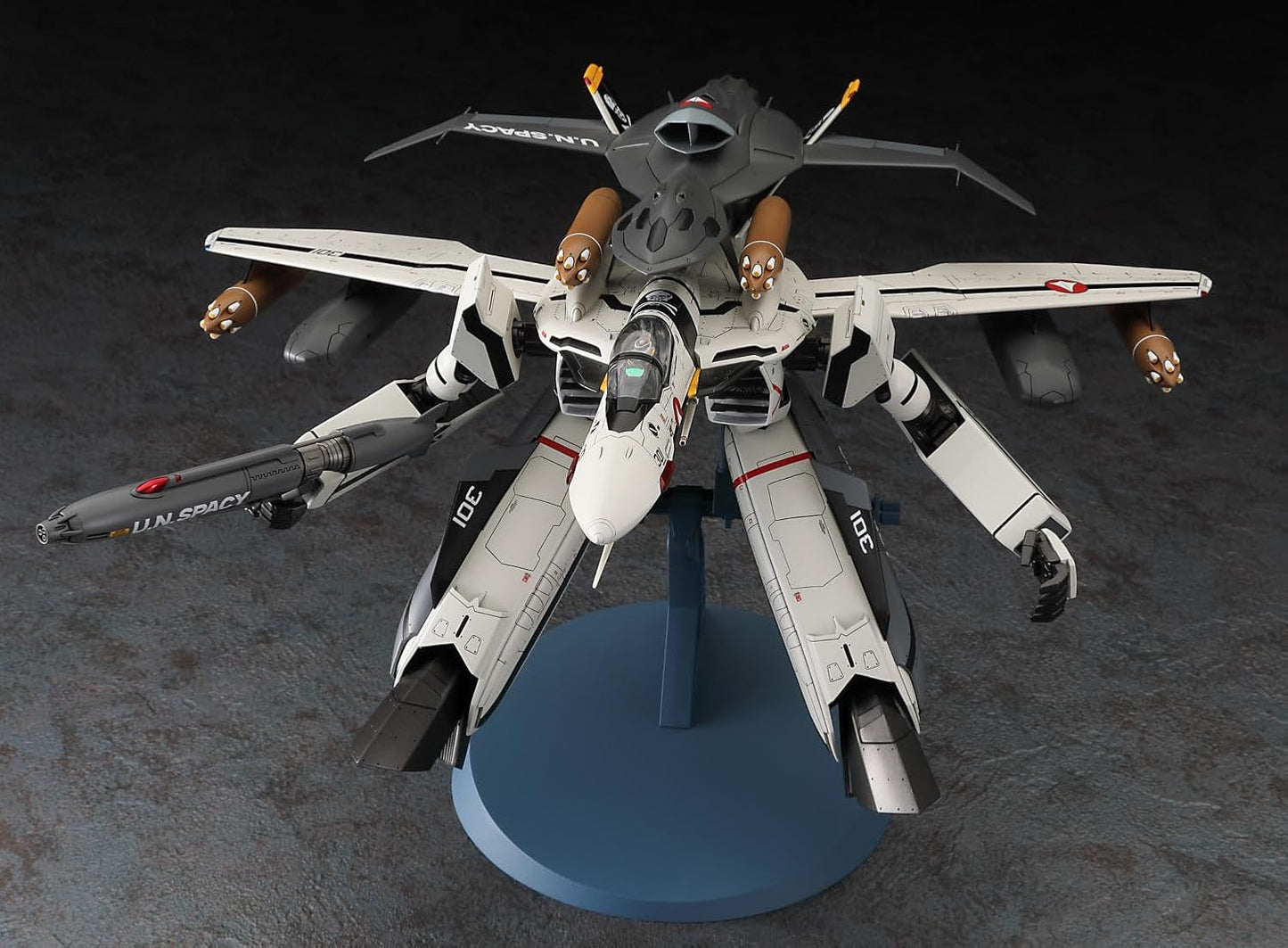 1/72 VF-0S GERWALK with GHOST MACROSS ZERO