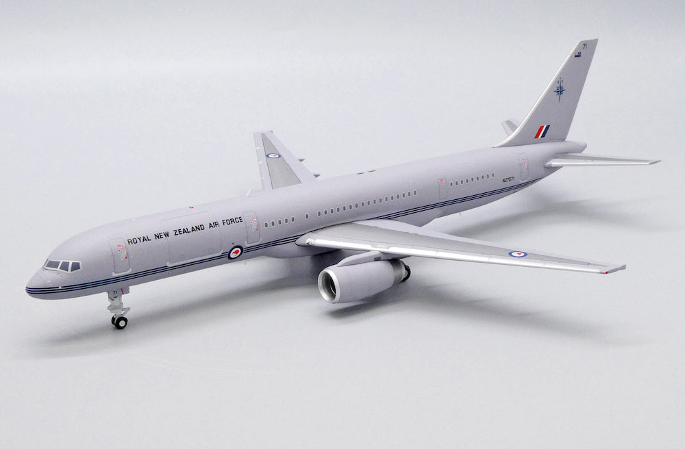 1/200 Royal New Zealand Air Force B757200 NZ7571