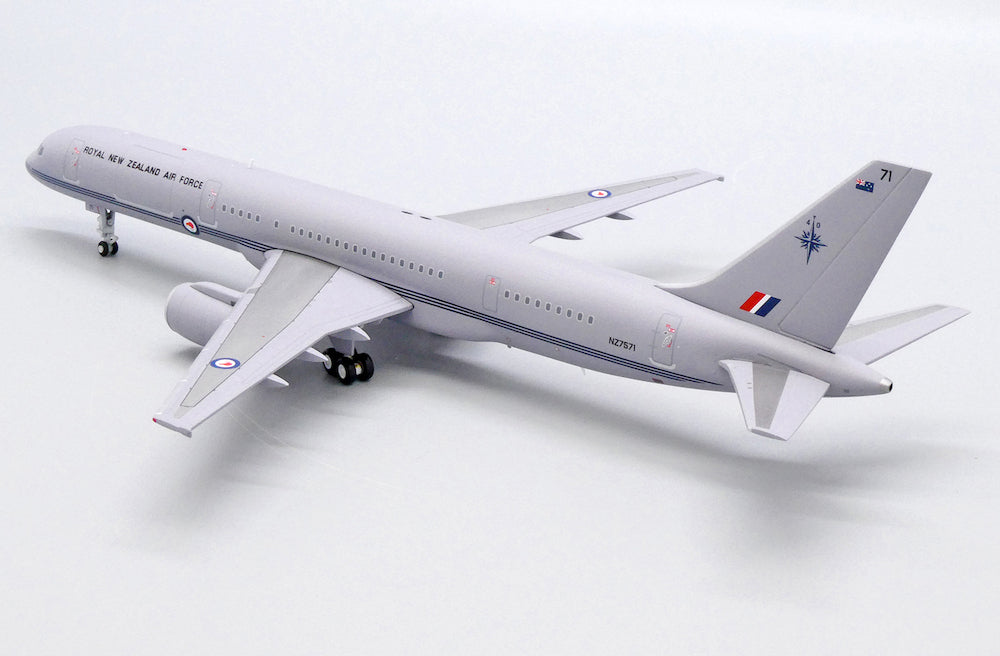 1/200 Royal New Zealand Air Force B757200 NZ7571